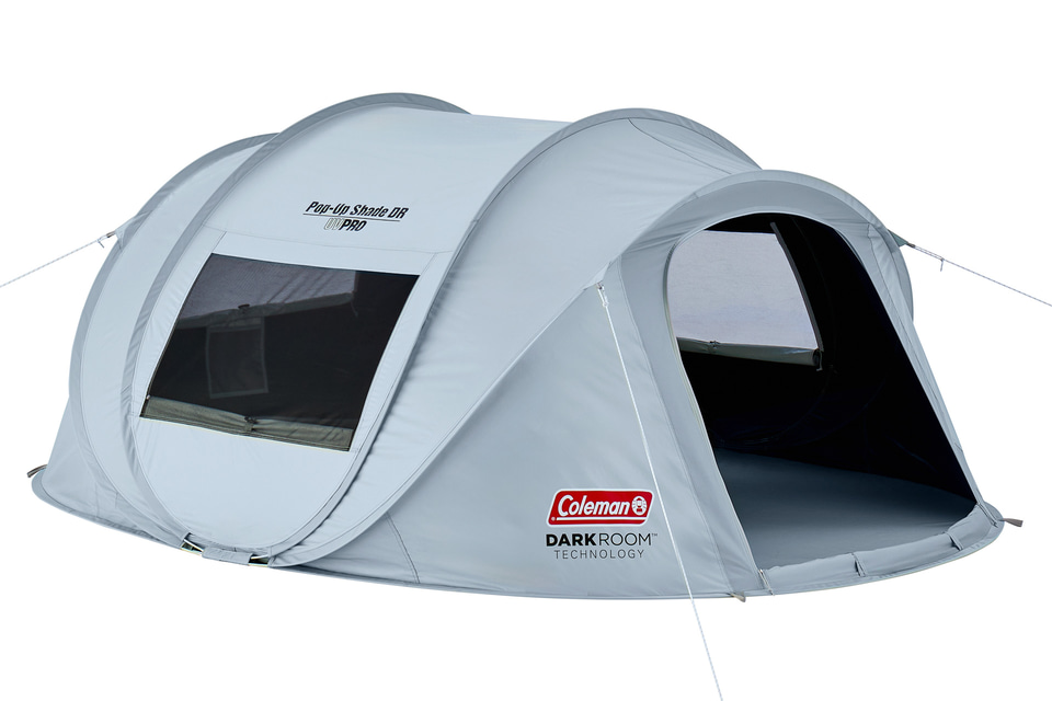 コールマン、遮光性に優れた3～4人向けテント「ポップアップシェード