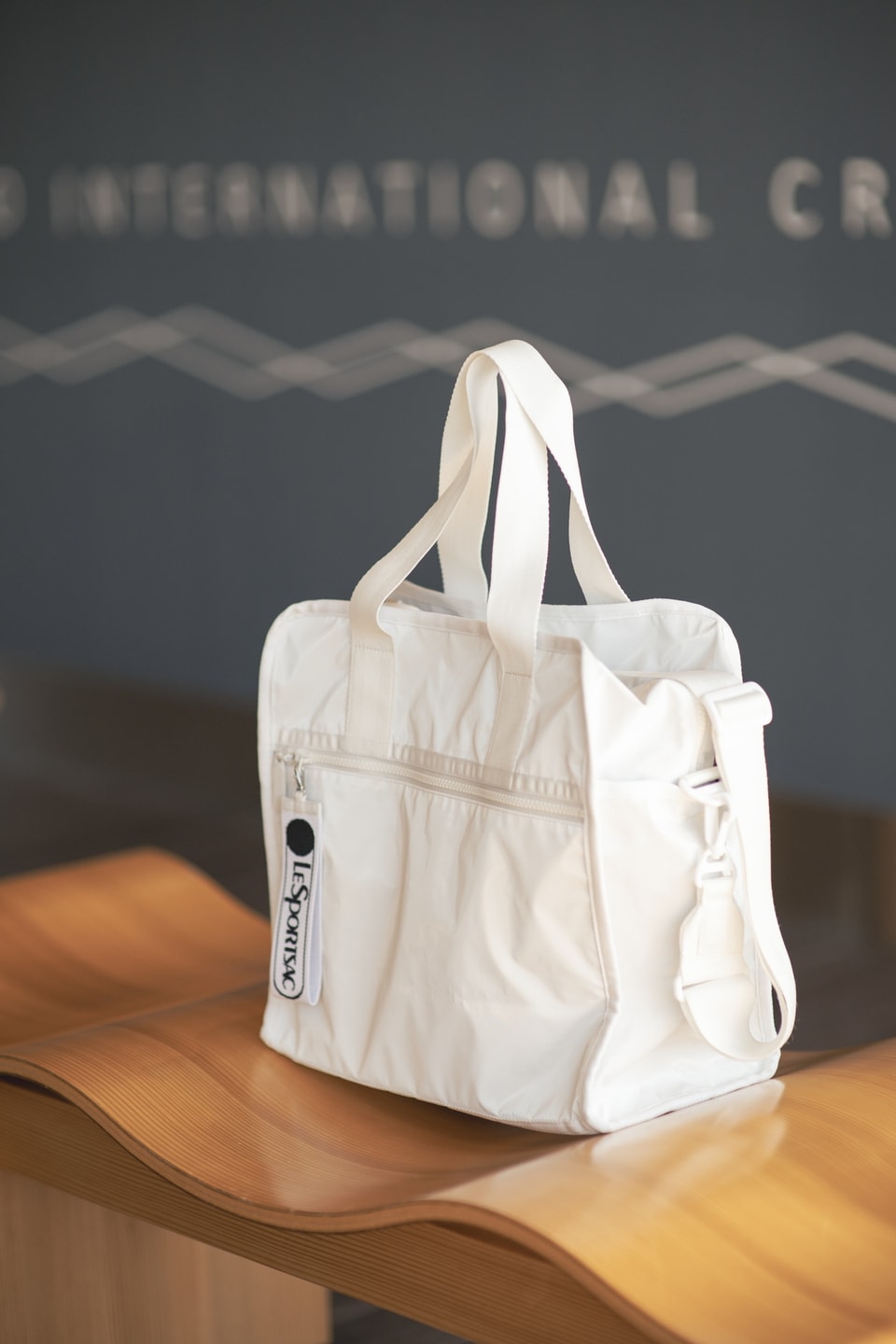 ひとりっぷ×レスポートサック、縦型ボストンバッグ再登場。コラボ新作