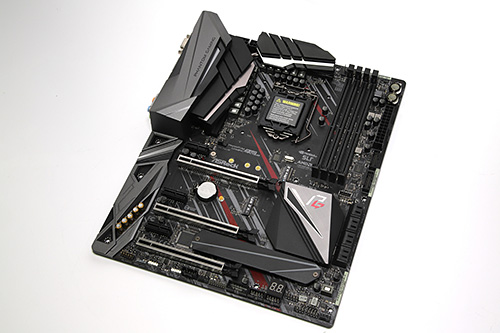 2.5G LANでゲームが有利になる？ASRockのゲーミングマザー「Z390