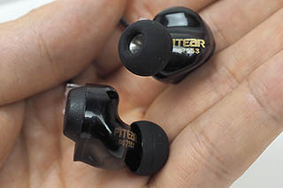 ミニレビュー】“音への考えをリセット”したイヤフォン「fitear