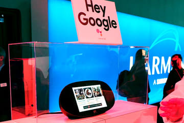 JBLのGoogleスマートディスプレイや個性派ヘッドフォン。Alexa