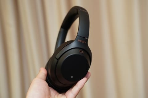 ソニー、ヘッドフォン「WH-1000XM3」のタッチ操作をON/OFF切替可能に