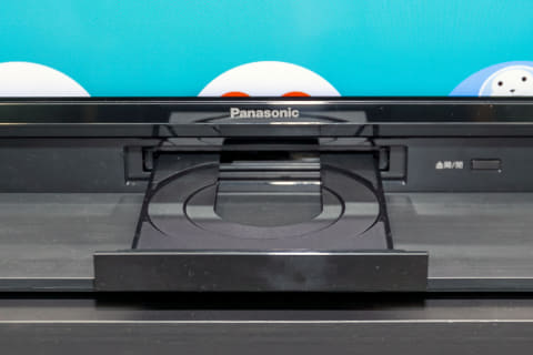 パナソニック初、4K放送を“録る・見る・残す”BD/HDD内蔵4Kビエラ - AV