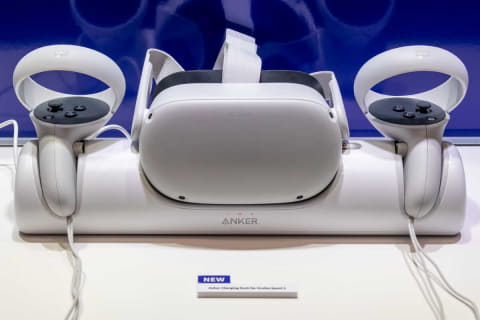 Anker、Oculus Quest 2とコントローラを一度に充電するドック - AV Watch