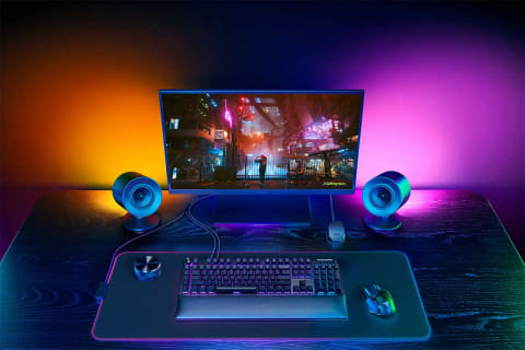 Razer、USB/Bluetooth接続のゲーミングスピーカー - AV Watch