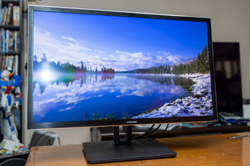 ミニレビュー】ちょっと訳アリ、7万円で27型・4K 有機ELディスプレイを