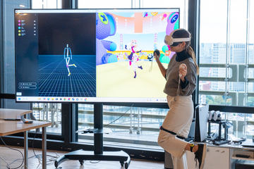 ソニーmocopiに“ベータ機能”。太ももにセンサー装着で下半身