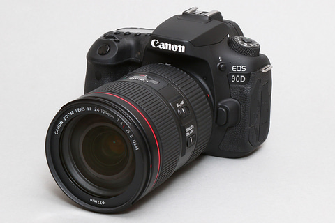 奥川浩彦のキヤノン「EOS 90D」でモータースポーツを撮ってみた。新