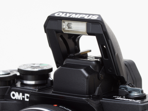 新製品レビュー：OLYMPUS OM-D E-M10 Mark III（外観・機能編