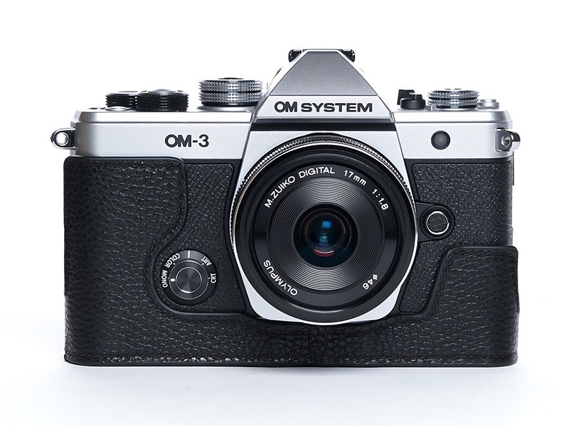 OM SYSTEM OM-3用レザーケースに黒糸ステッチモデル - デジカメ Watch