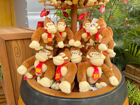 USJ「ドンキーコング・カントリー」エリア内最新グッズを撮り下ろし