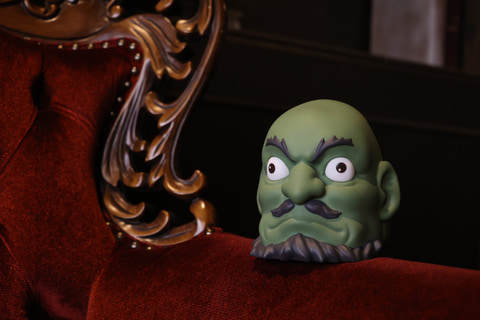 ジブリがいっぱい どんぐり共和国」、「千と千尋の神隠し」より