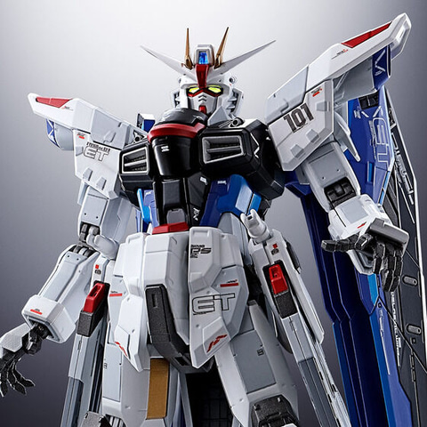 上海に舞い降りた自由の翼「超合金 ZGMF-X10A フリーダムガンダム Ver