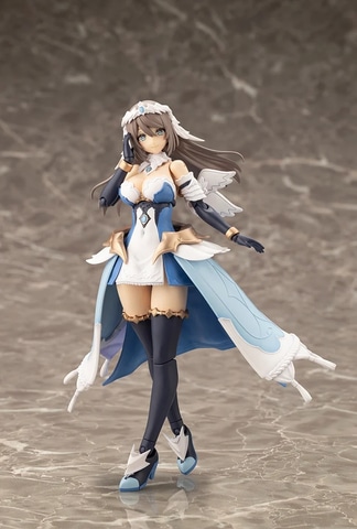 アルカナディア」シリーズより「エルメダ」「シャルメド」「ソフィエラ