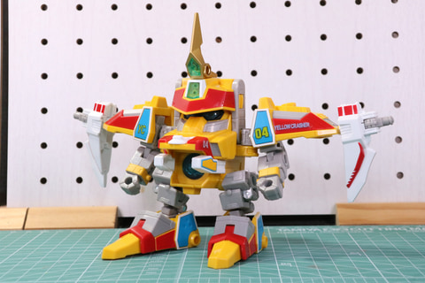 レビュー】「トイライズ DMB-03 イエロークラッシャー」レビュー【B