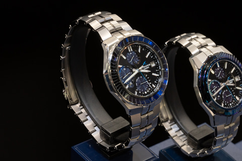 カシオ OCEANUS新作、江戸切子＋グラデーション蒸着 - Impress Watch