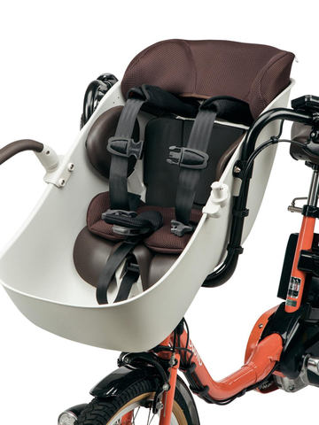 パナソニック、ベビー用品の“コンビ”と共同開発した子乗せ電動アシスト