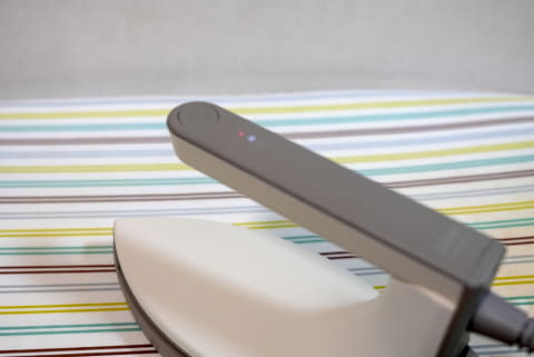 10秒で使い始められるアイロン」は本当だった! シワにサッと使えて超