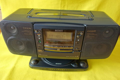 思い出家電】ソニーCDラジカセ「ソナホーク」30年間寄り添った - 家電Watch