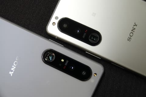 Xperia 5 IIIの本体価格・プログラム適用時の価格を比較――ドコモとKDDI
