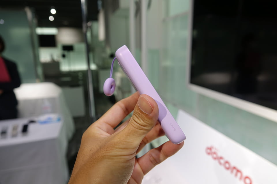 ドコモ、＋メッセージ対応で5MPカメラ搭載の「キッズケータイ KY-41C