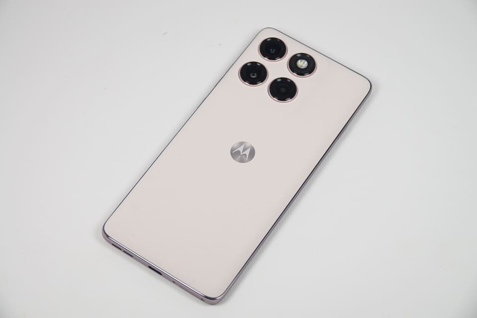 motorola edge 60 pro/60s pro」のスペック、対応バンド、写真、本誌