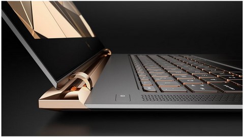 HP、ブラック&ゴールドが美しい13.3型世界最薄ノート - PC Watch