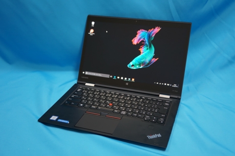 笠原一輝のユビキタス情報局】革新的美しさの“OLEDディスプレイ”を採用