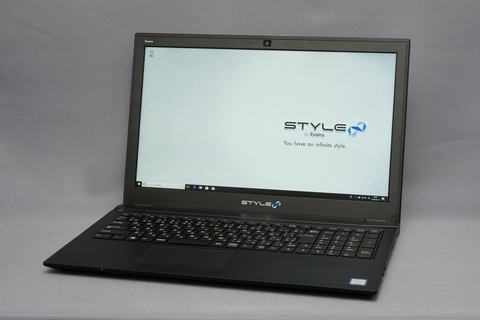 Hothotレビュー】低価格ながら快適さを追求したユニットコム製15.6型