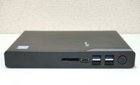 Hothotレビュー】液晶裏に組み込めば一体型PCに変身。超小型でCore i