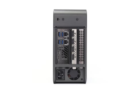 Hothotレビュー】電源内蔵で容積5L。高性能ビデオカードも搭載可能な