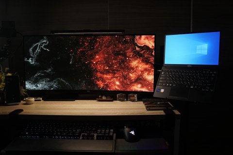 やじうまミニレビュー】ノートの置き場に困ったのでエルゴトロンの