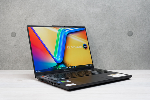 Hothotレビュー】高性能16型ノートをリーズナブルに。ダイヤルパッド