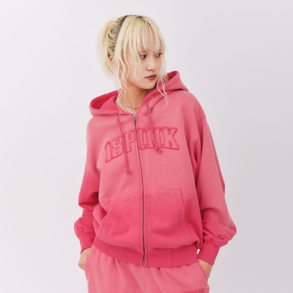 atmos pink Gradation Hooded Zip-up PINK（アトモス ピンク