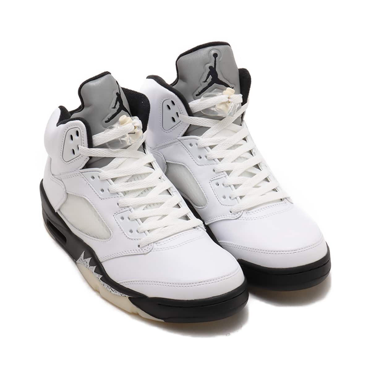 JORDAN BRAND AIR JORDAN 5 RETRO WHITE/BLACK-SAIL-METALLIC SILVER