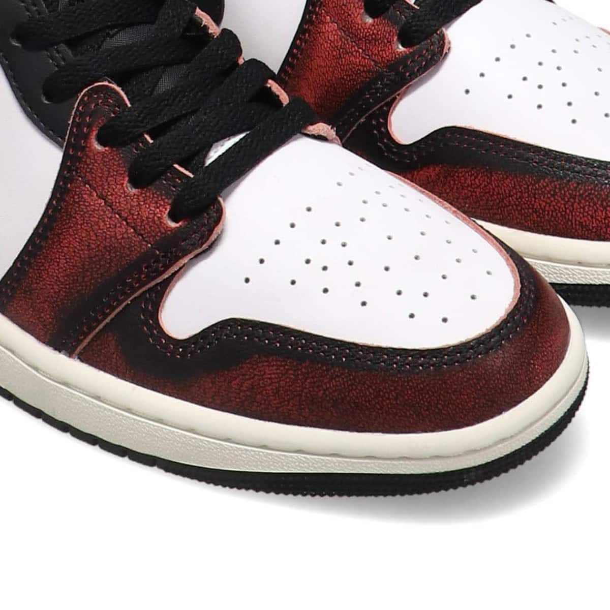 JORDAN BRAND AIR JORDAN 1 MID SE BLACK/INFRARED 23-WHITE-SAIL 22FA