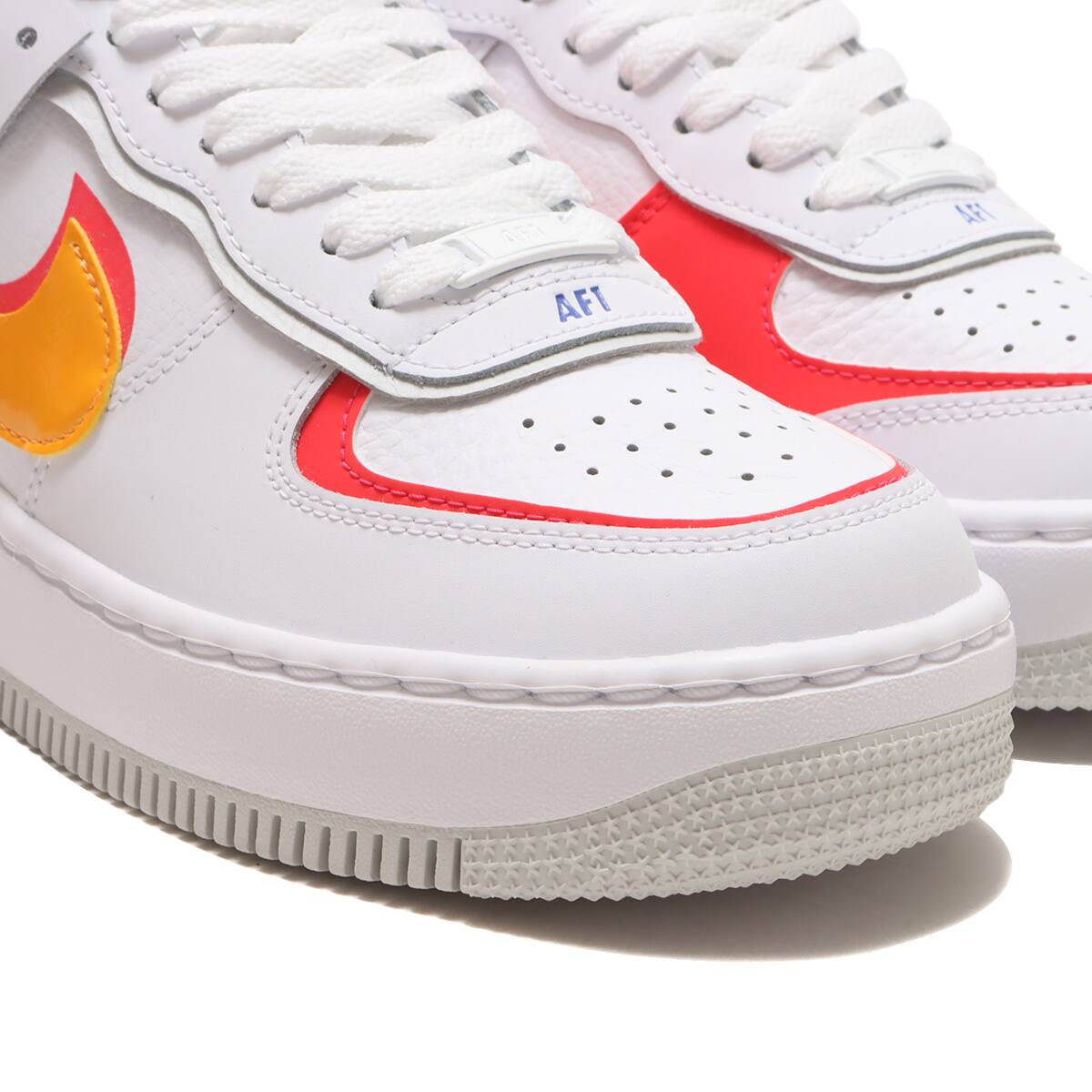 NIKE W AF1 SHADOW WHITE/SUNDIAL-SIREN RED-PHOTON DUST 23FA-I