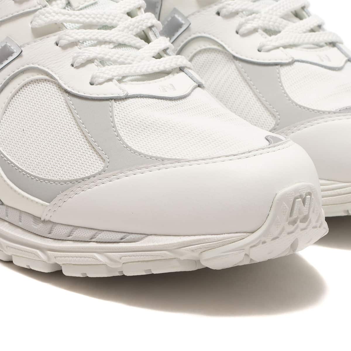 New Balance M2002RXM WHITE（ニューバランス M2002RXM-ホワイト