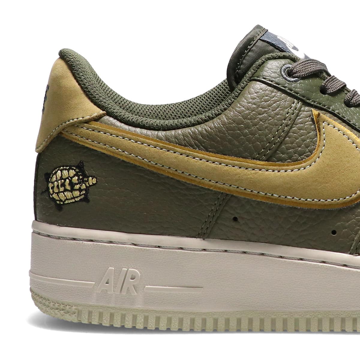 NIKE AIR FORCE 1 '07 LX MEDIUM OLIVE/CORIANDER-CARGO KHAKI 21FA-I