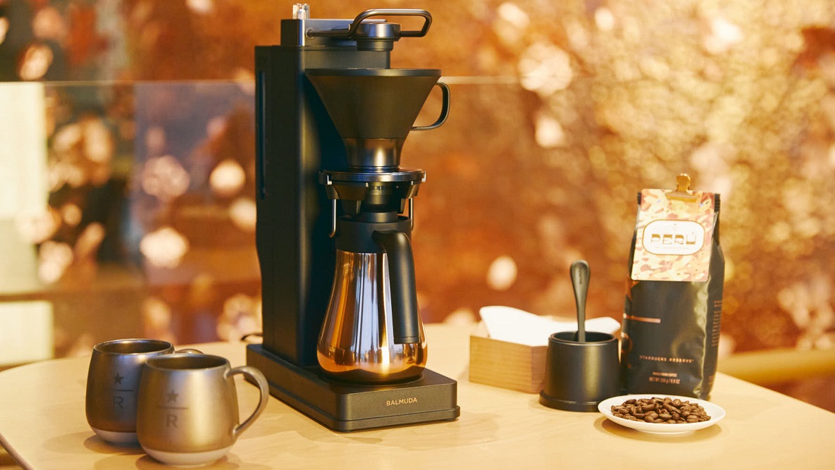 スタバ×バルミューダの特別コラボ！ スタバの世界観を自宅に持ち込める