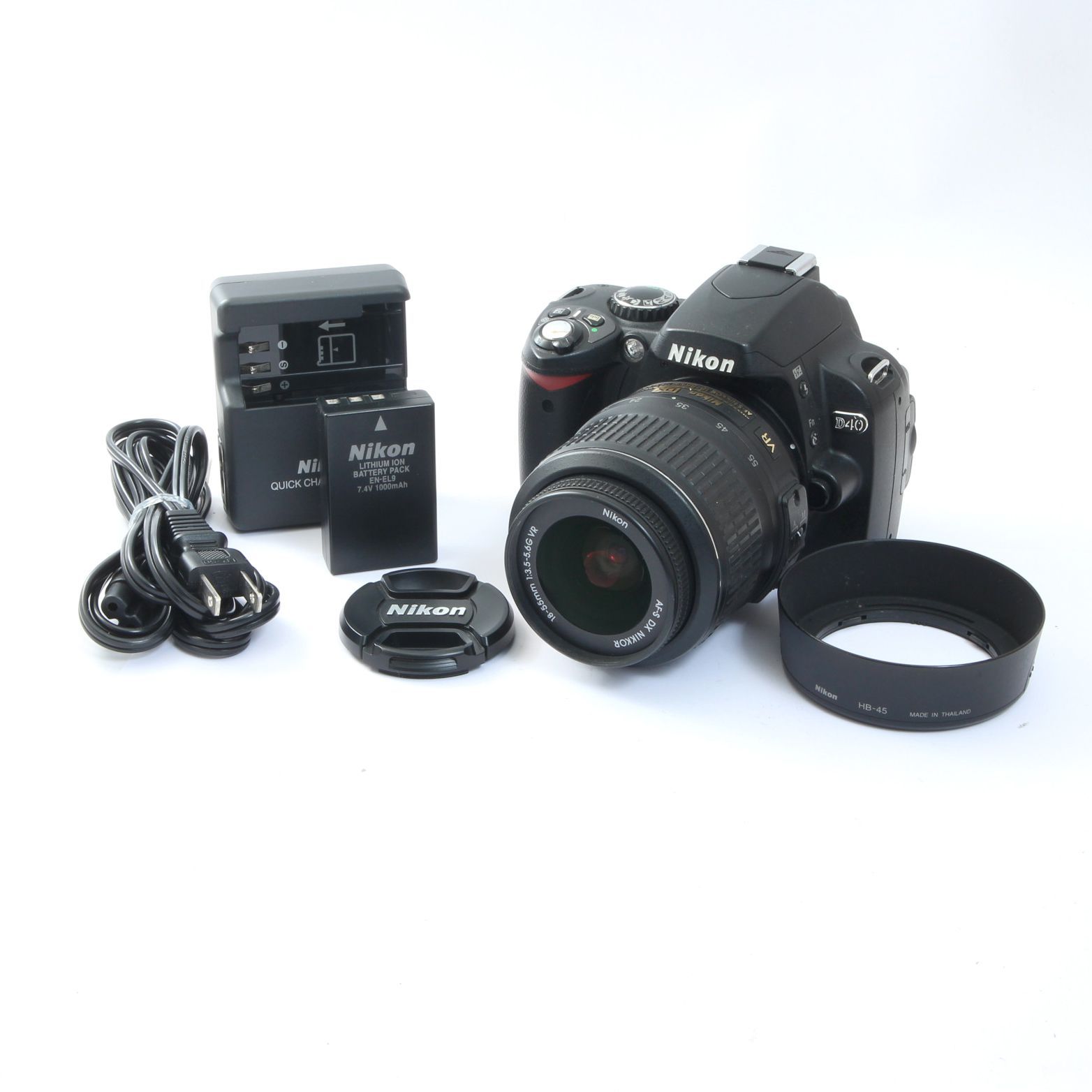 Nikon ニコン D40 + AF-S DX 18-55mm F3.5-5.6 G VR レンズセット