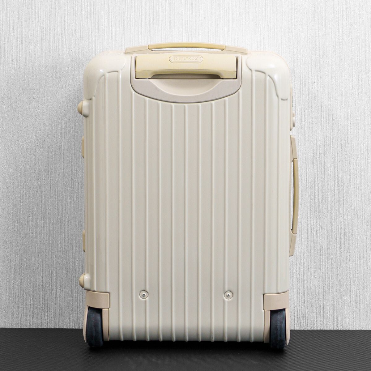 美品 RIMOWA リモワ ユナイテッドアローズ SALSA サルサ 32L 機内