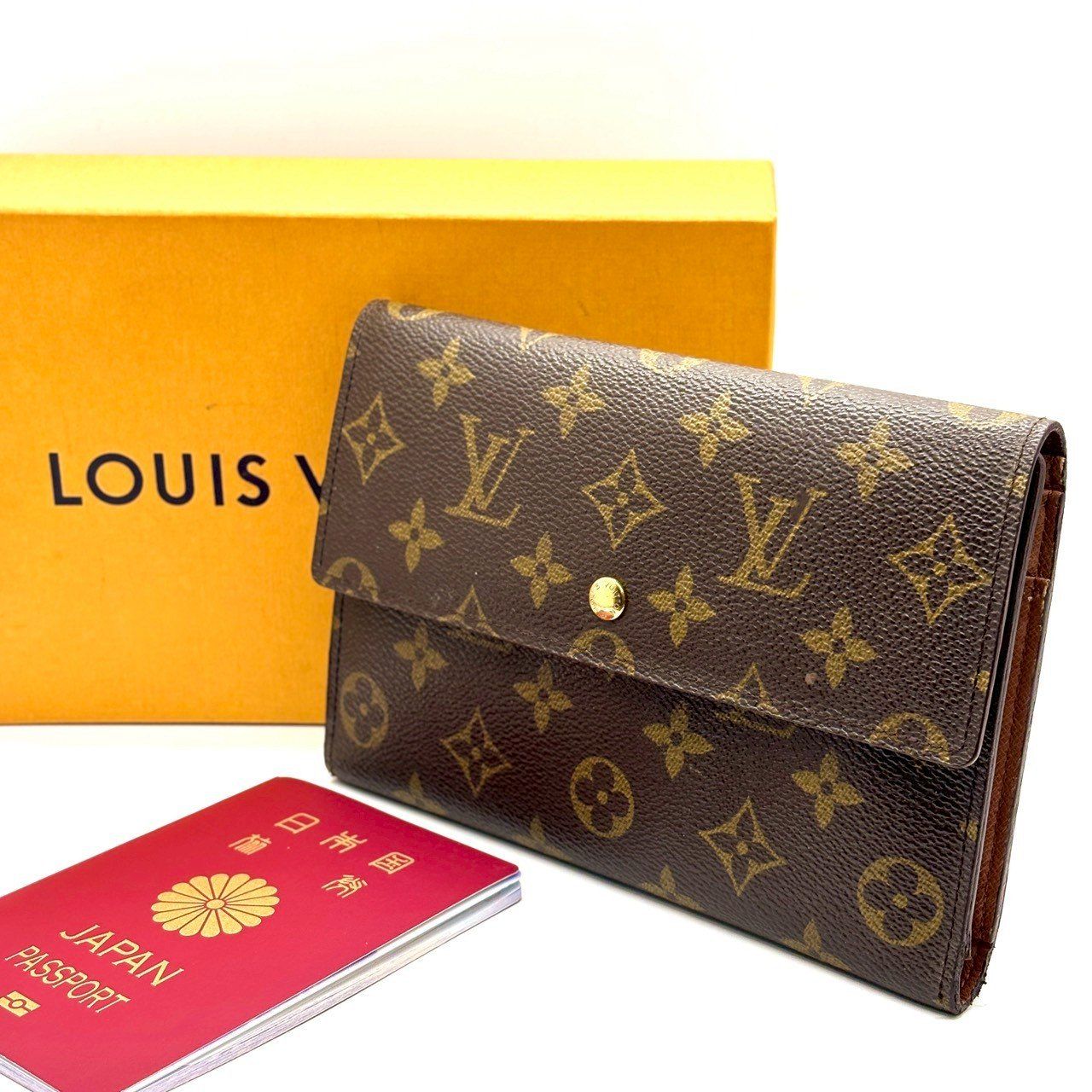 Louis Vuitton モノグラム パスポートケース ルイ・ヴィトンパスポート