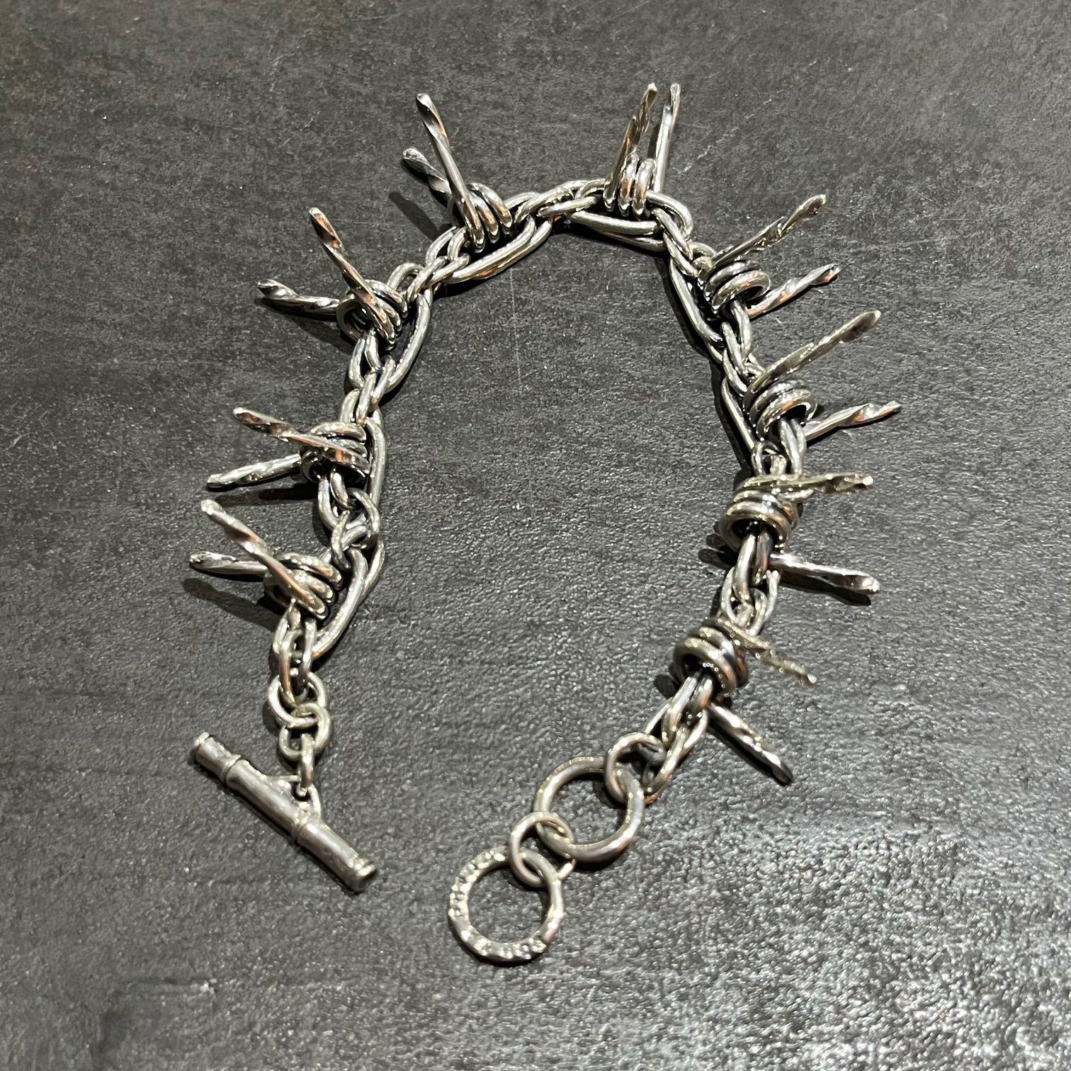 定価40700円 新品 BRU NA BOINNE B.W.B 有刺鉄線 ブレスレット