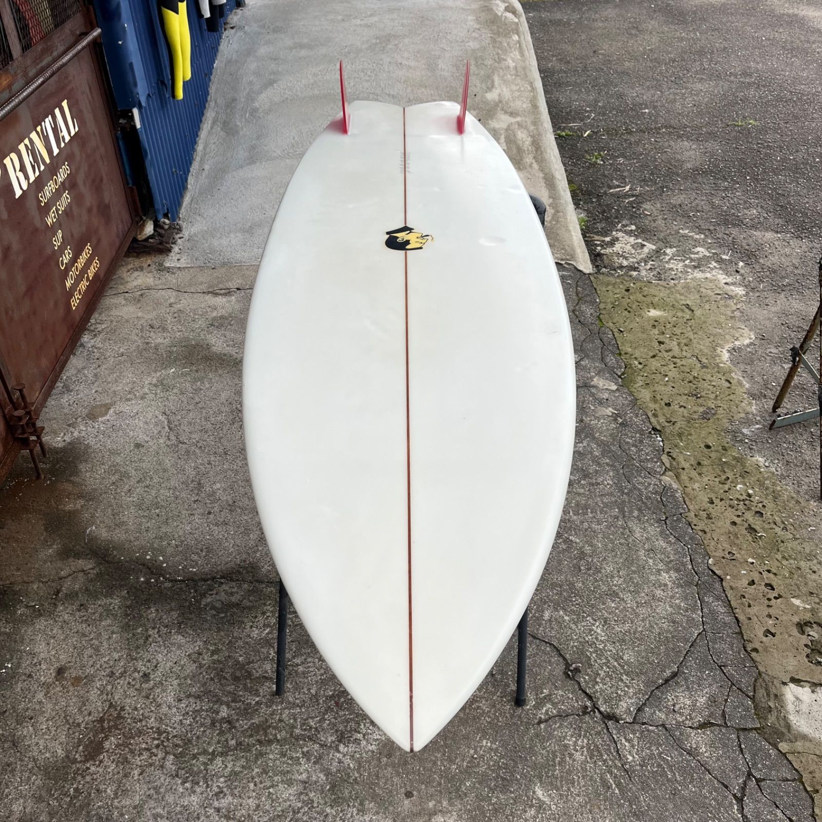 Shore サーフボード 6.6 トライフィン ミッドレングス Shore