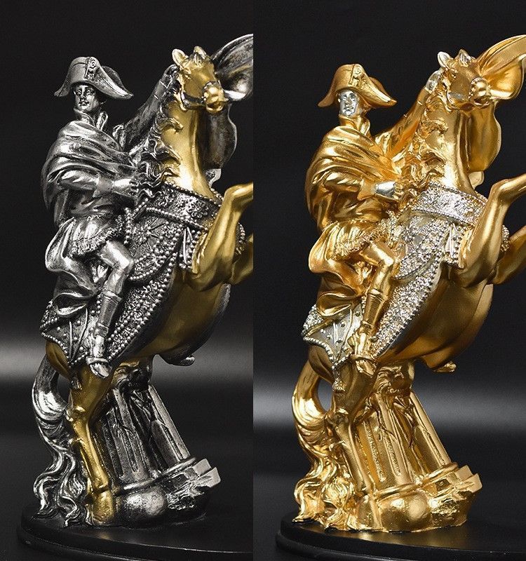 ナポレオン 騎馬像 勇姿 オブジェ レジン彫刻 肖像 ゴールド 置物