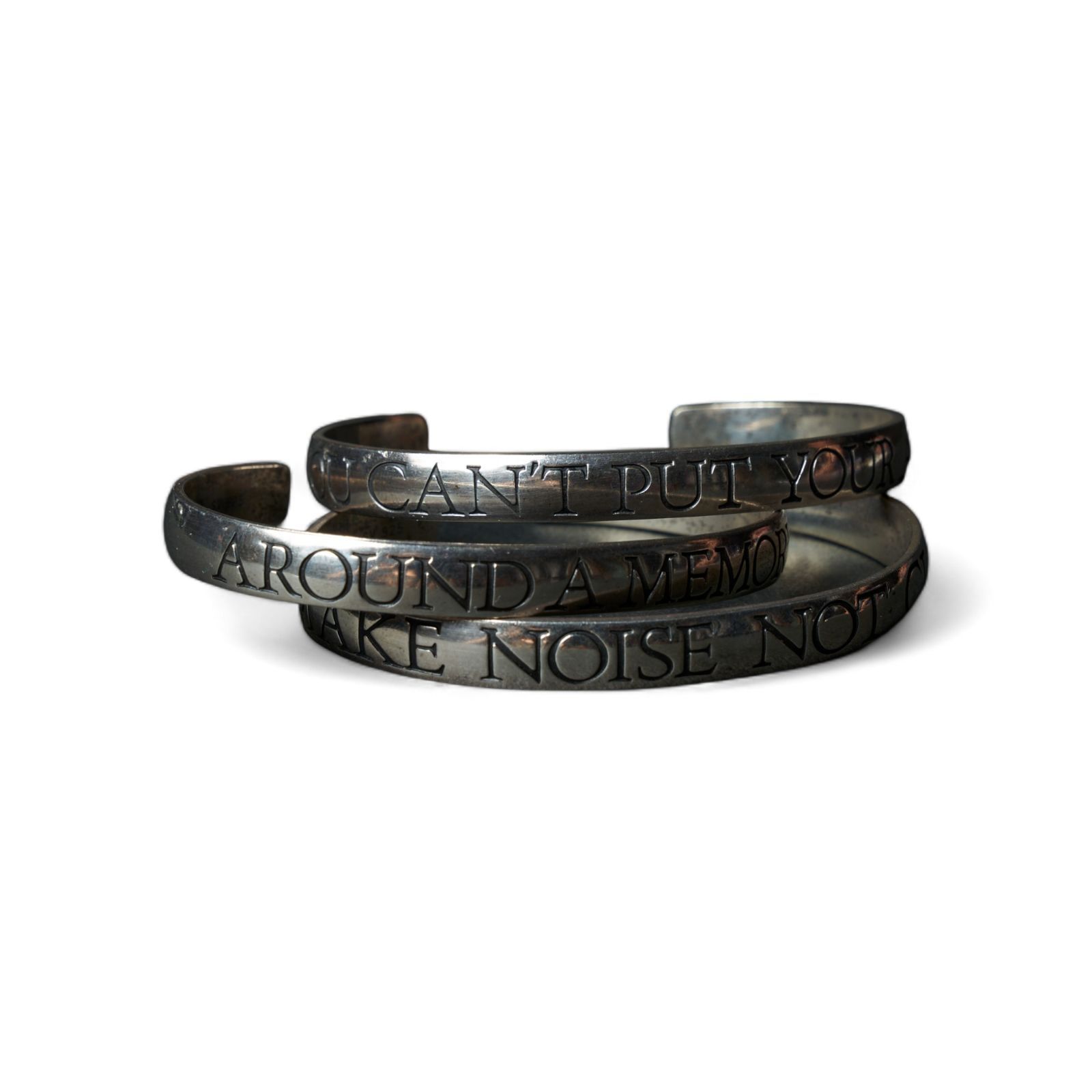 UNDERCOVER HYSTERIC GLAMOUR コラボ バングル シルバー 3連 - メルカリ