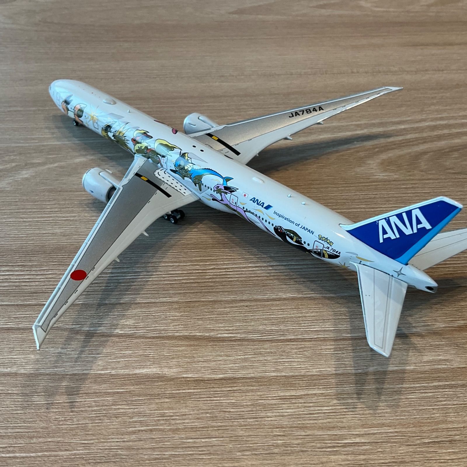 ANA B777-300ER 1/400 JA784A イーブイジェット - メルカリ