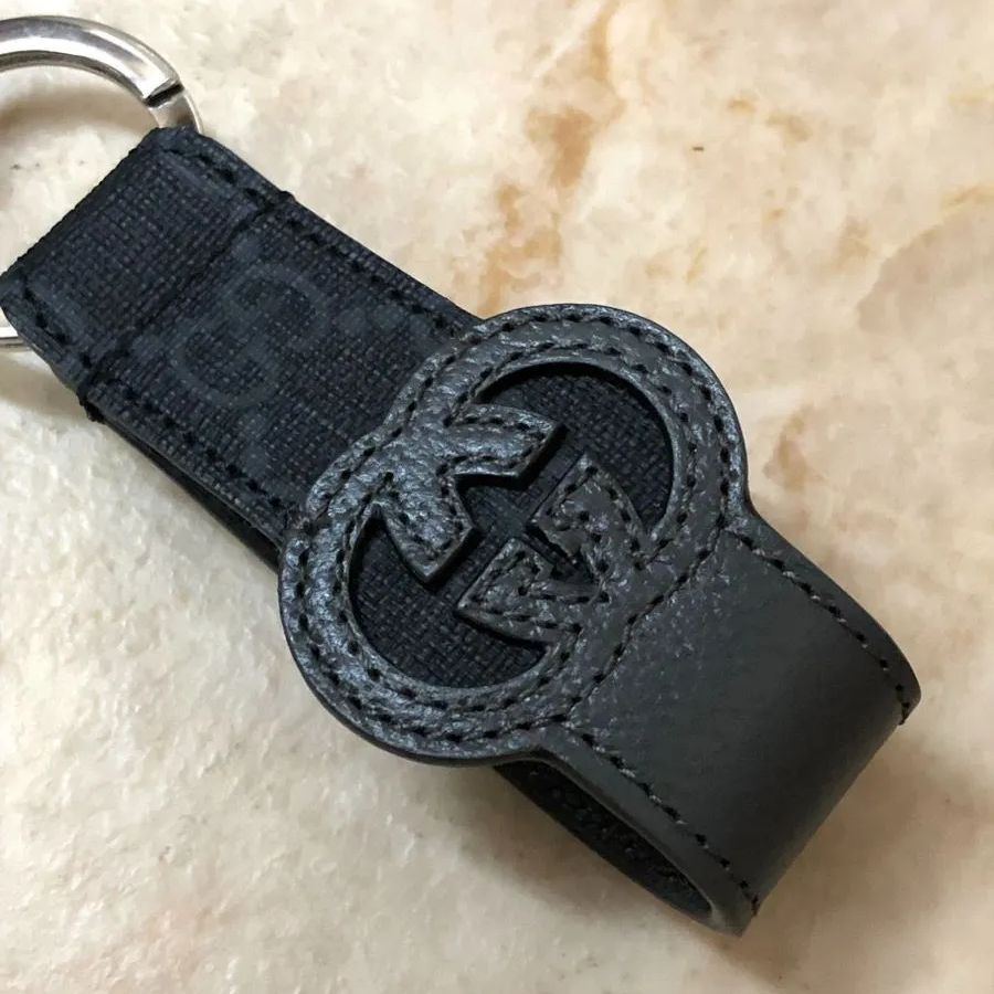 GUCCI グッチ キーリング キーホルダー GG レザー ブラック系 - メルカリ