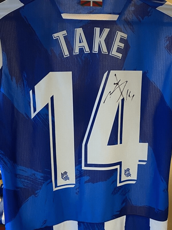 出待ちでサインを入手（レアルソシエダ編）｜エルマゴ